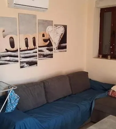 πετρόχτιστη μεζονέτα Loggos